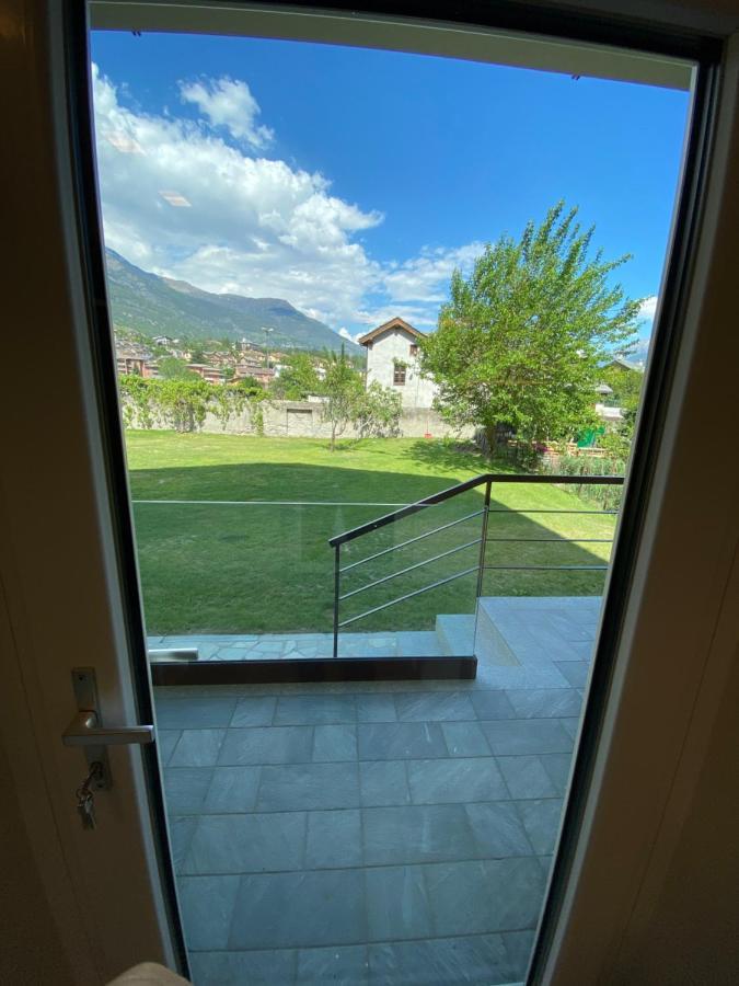 Emilius Suite Aosta Exteriér fotografie