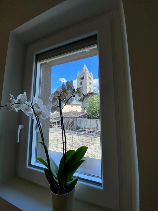 Emilius Suite Aosta Exteriér fotografie